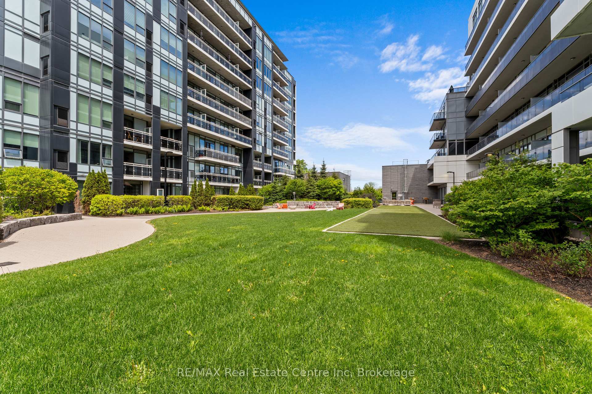 63 Arthur Street S 201