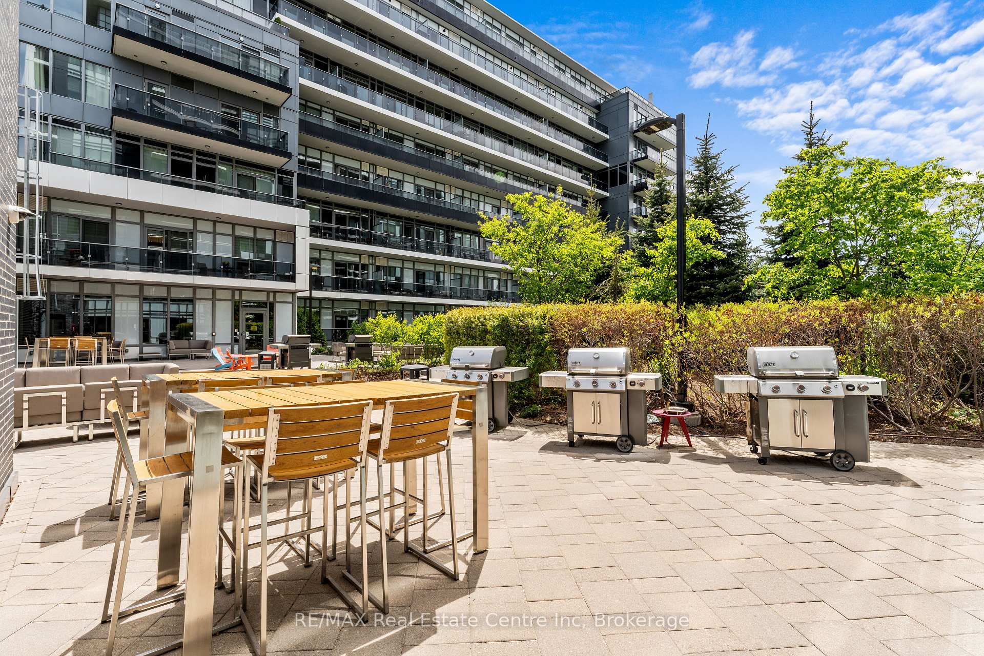 63 Arthur Street S 201