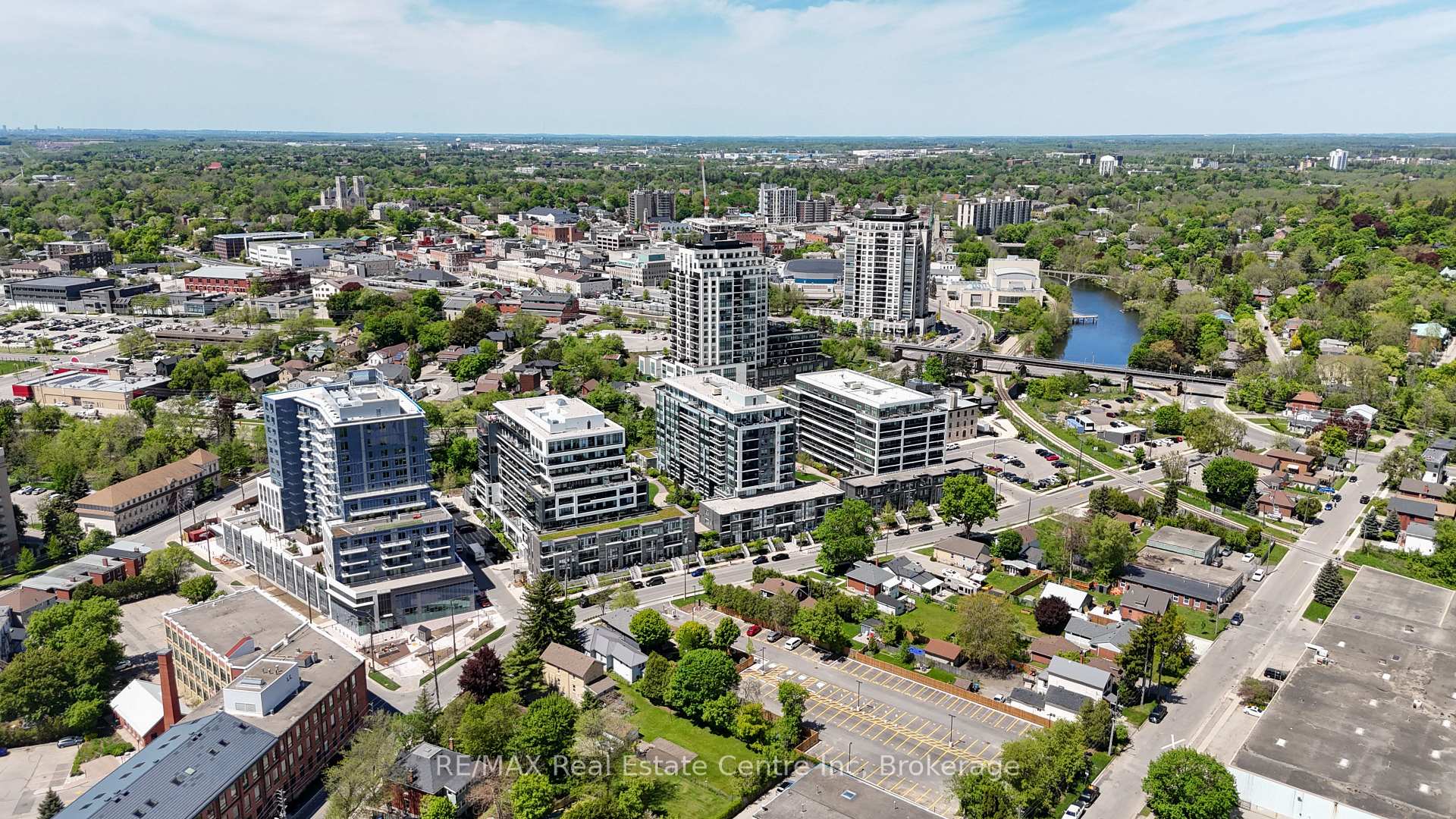 63 Arthur Street S 201