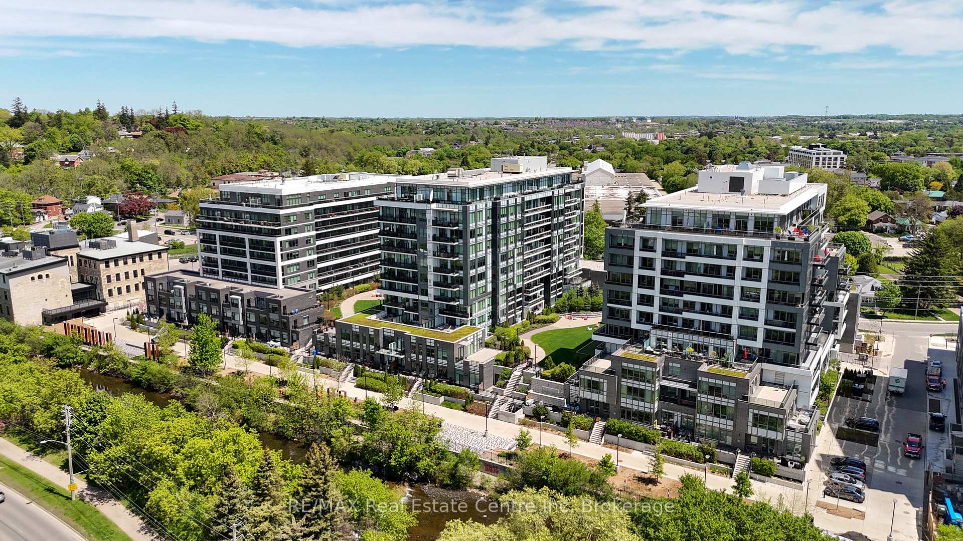 63 Arthur Street S 201