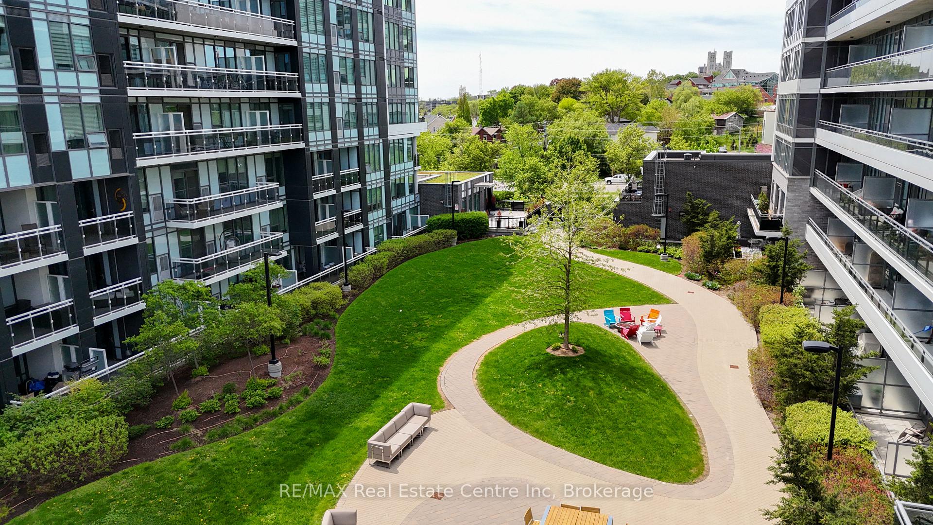 63 Arthur Street S 201