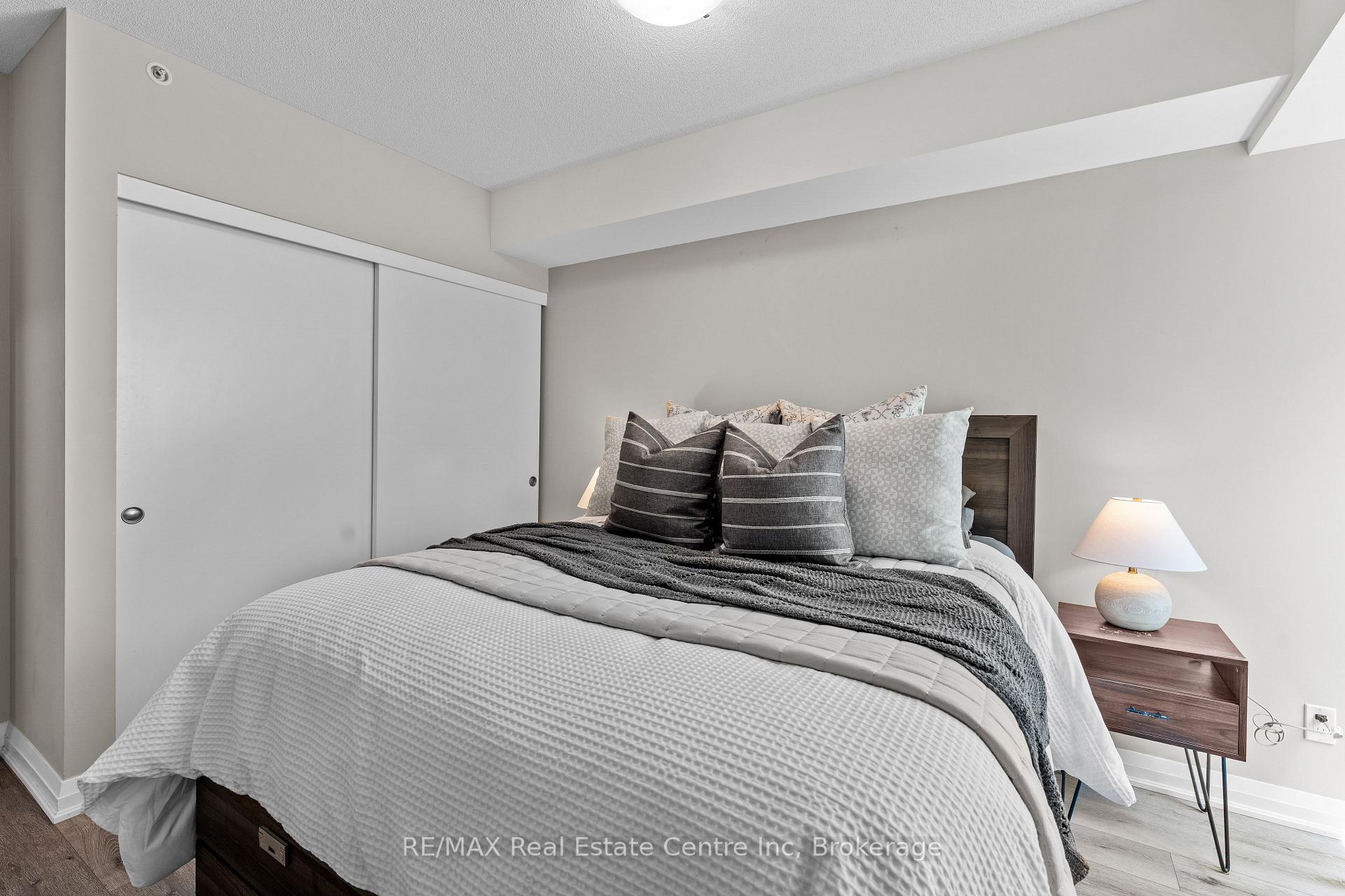 63 Arthur Street S 201