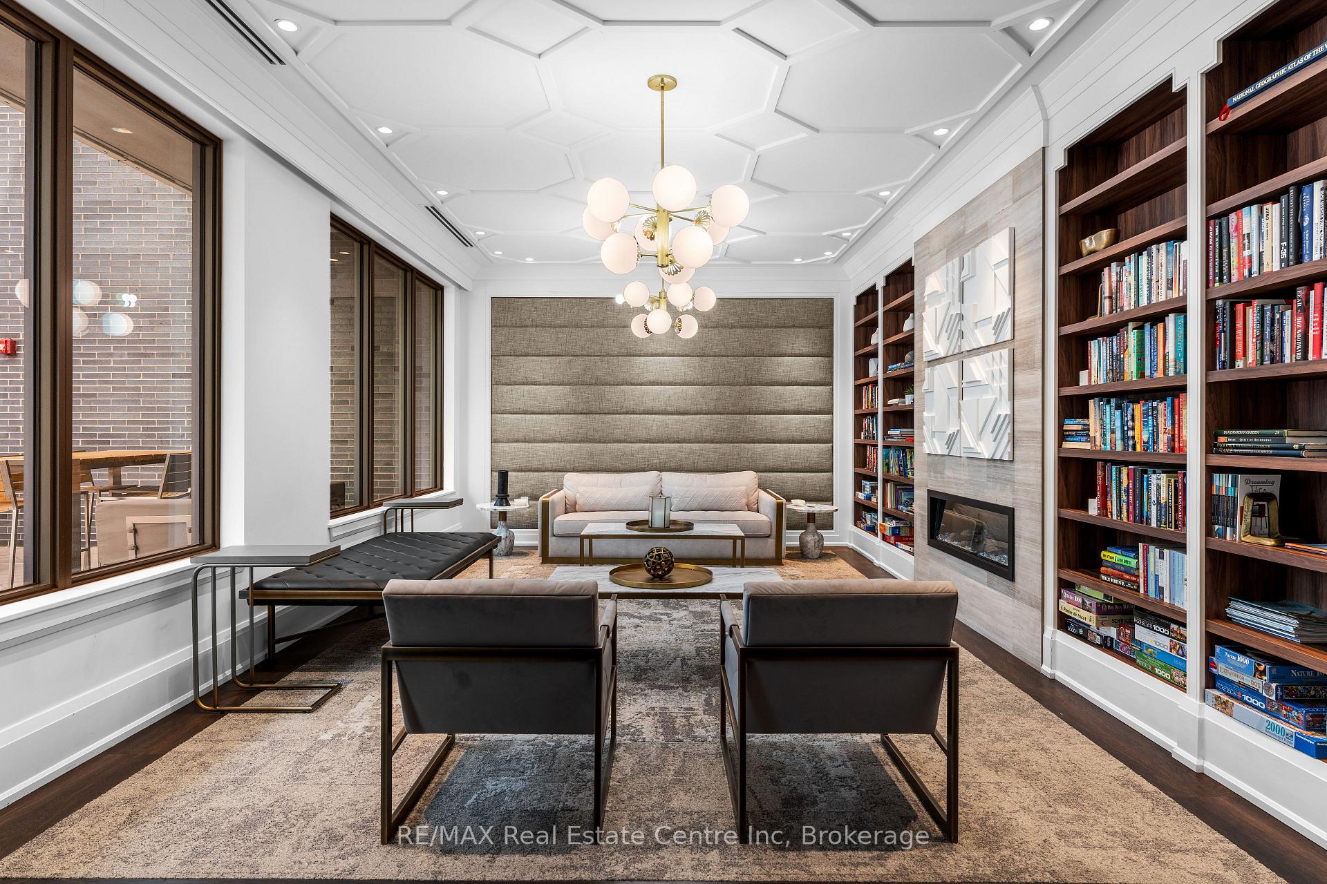 63 Arthur Street S 201