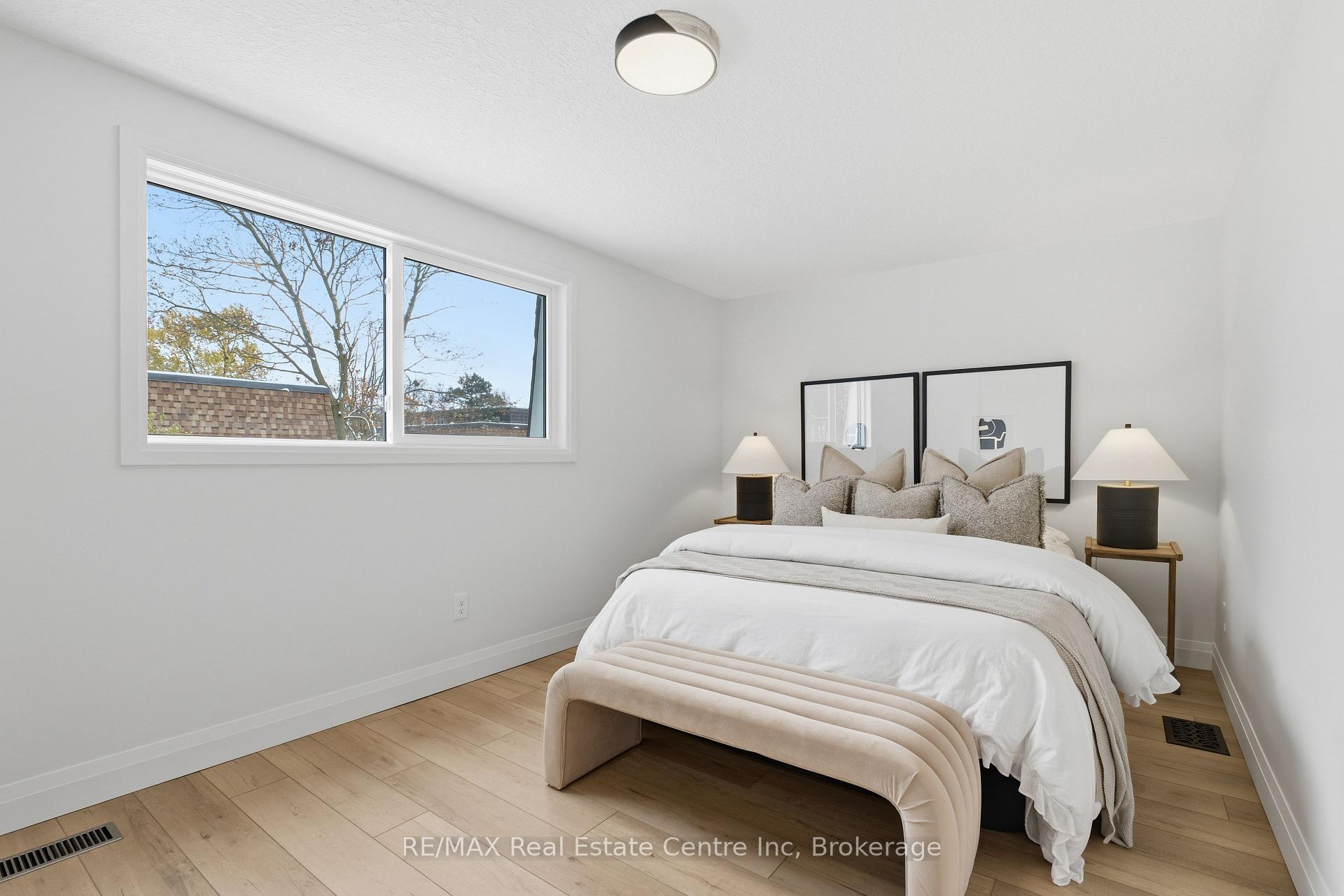 383 Edinburgh Road S #1