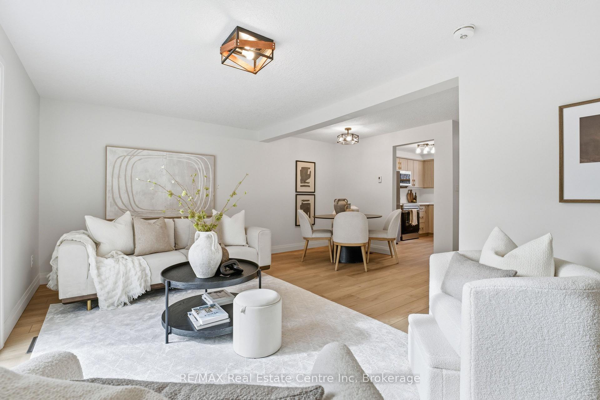 383 Edinburgh Road S #1