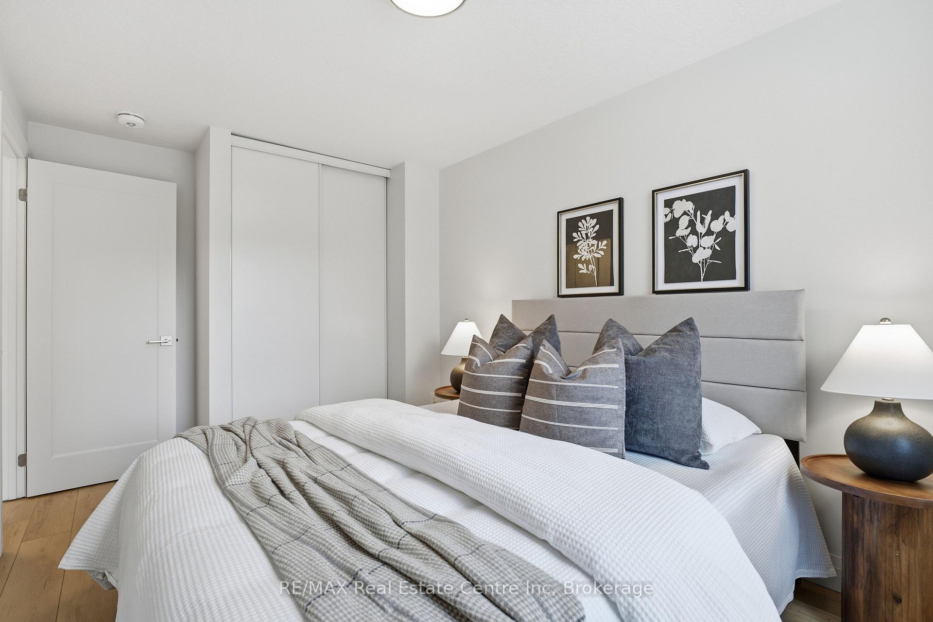 383 Edinburgh Road S #1