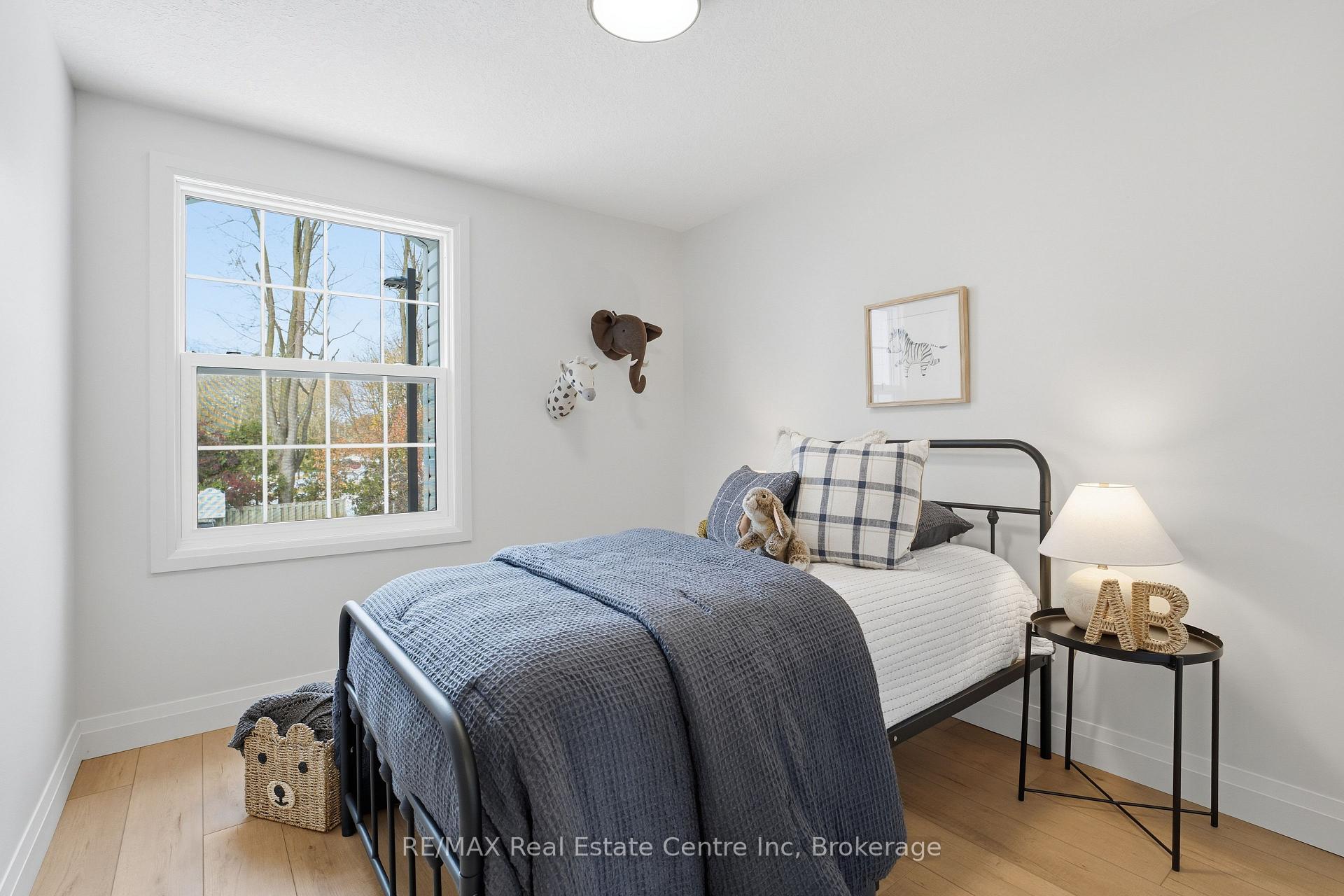 383 Edinburgh Road S #1