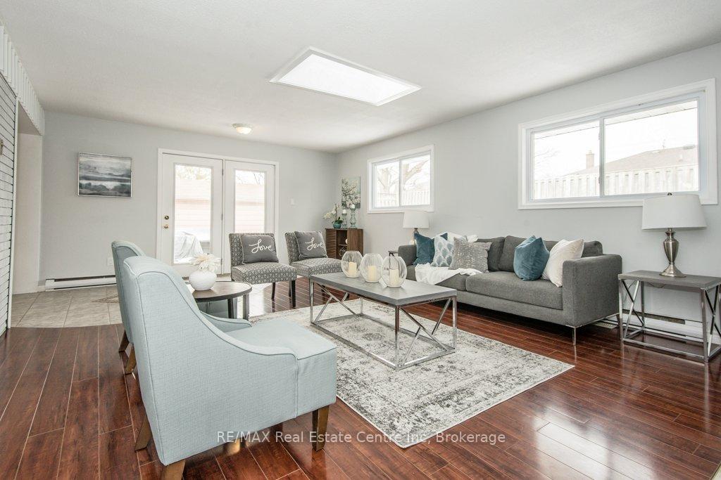 31 Sunnylea Crescent, Guelph, ON N1E 1W3