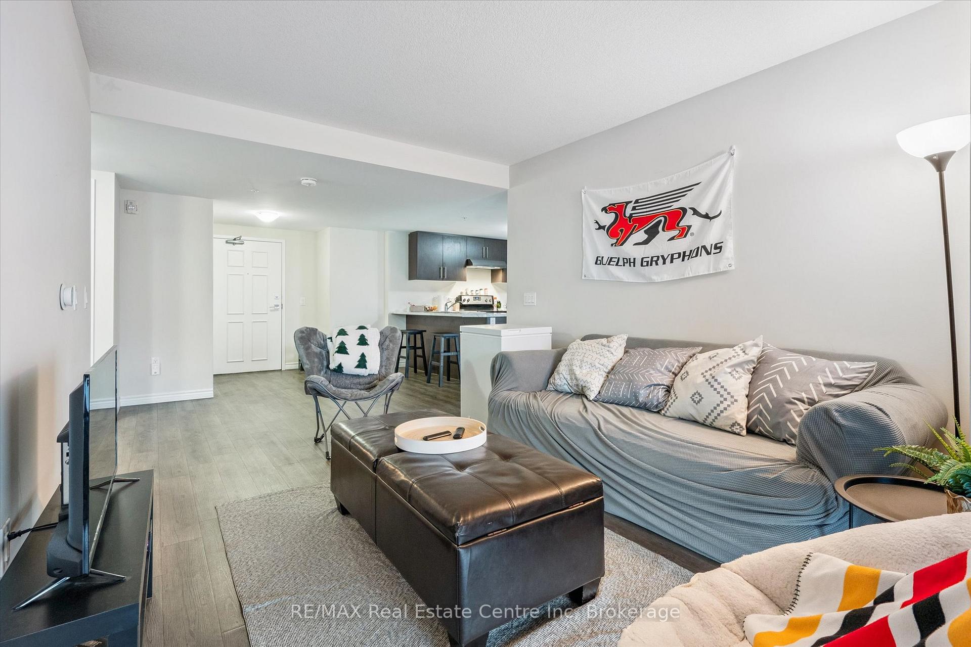 7 Kay Crescent 604, Guelph, ON N1L 0L9