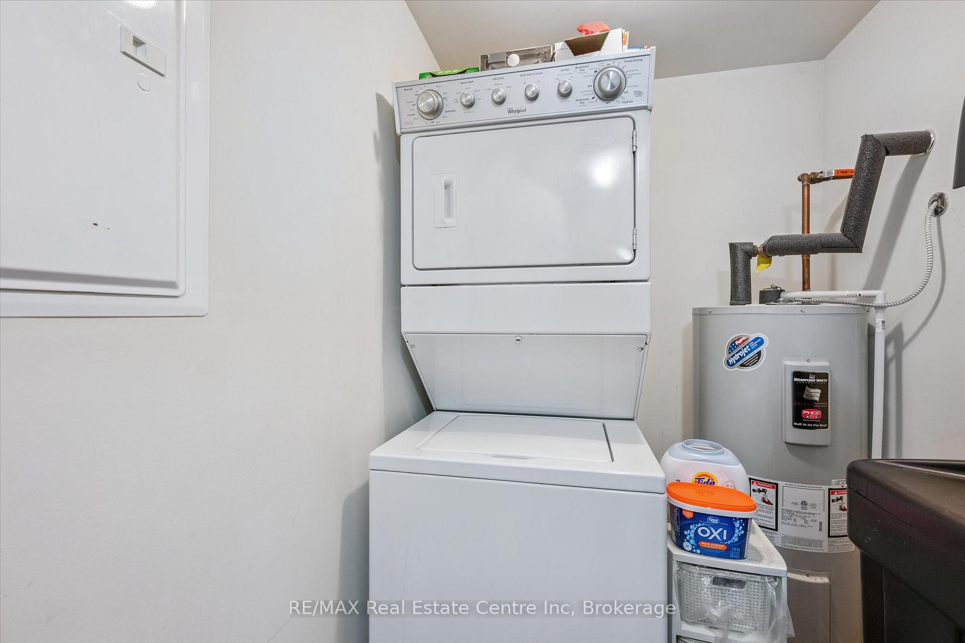7 Kay Crescent 604, Guelph, ON N1L 0L9