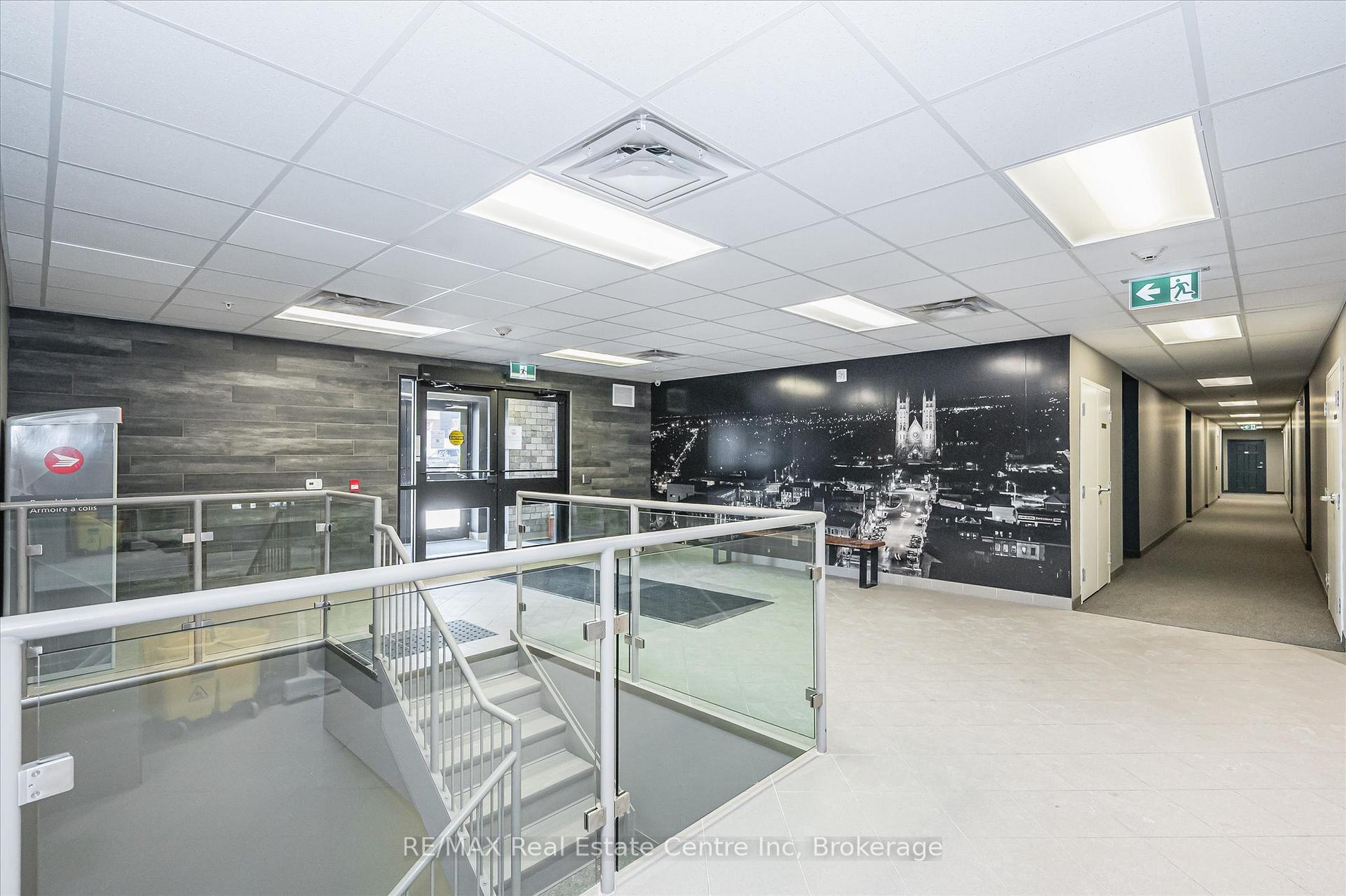 7 Kay Crescent 604, Guelph, ON N1L 0L9