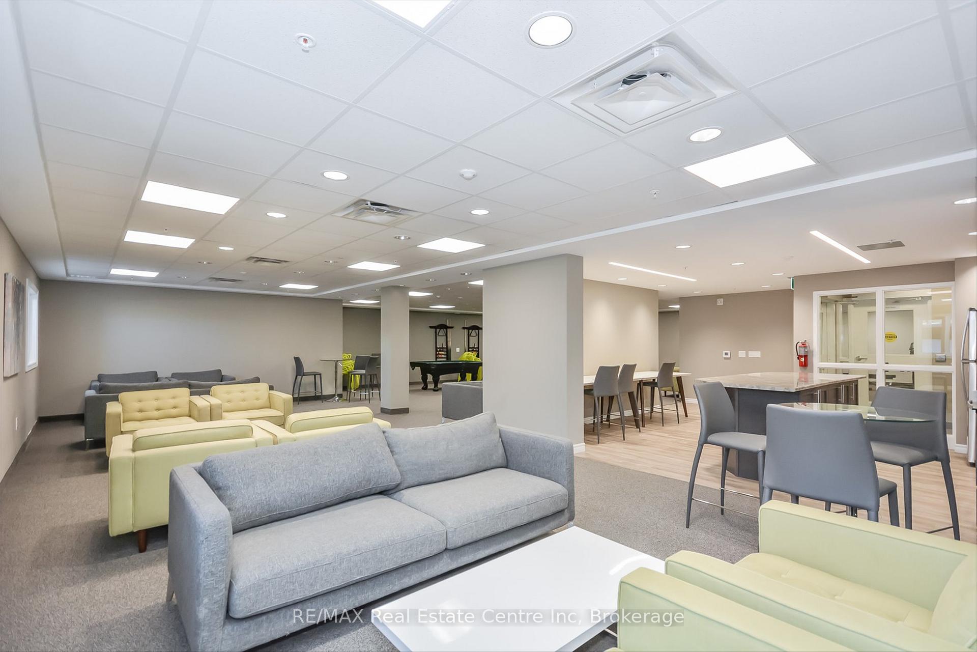 7 Kay Crescent 604, Guelph, ON N1L 0L9