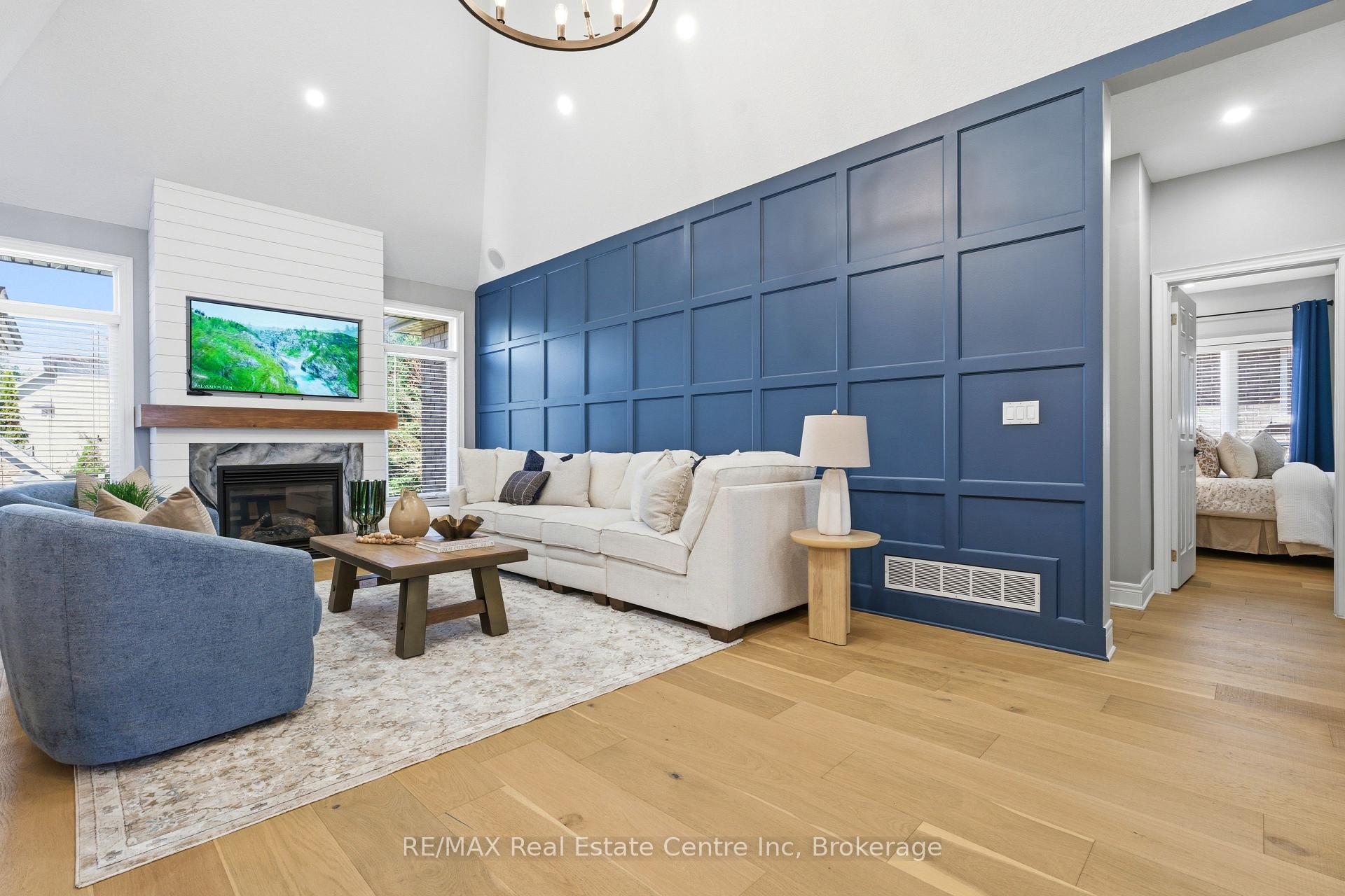 102 Kortright Road E