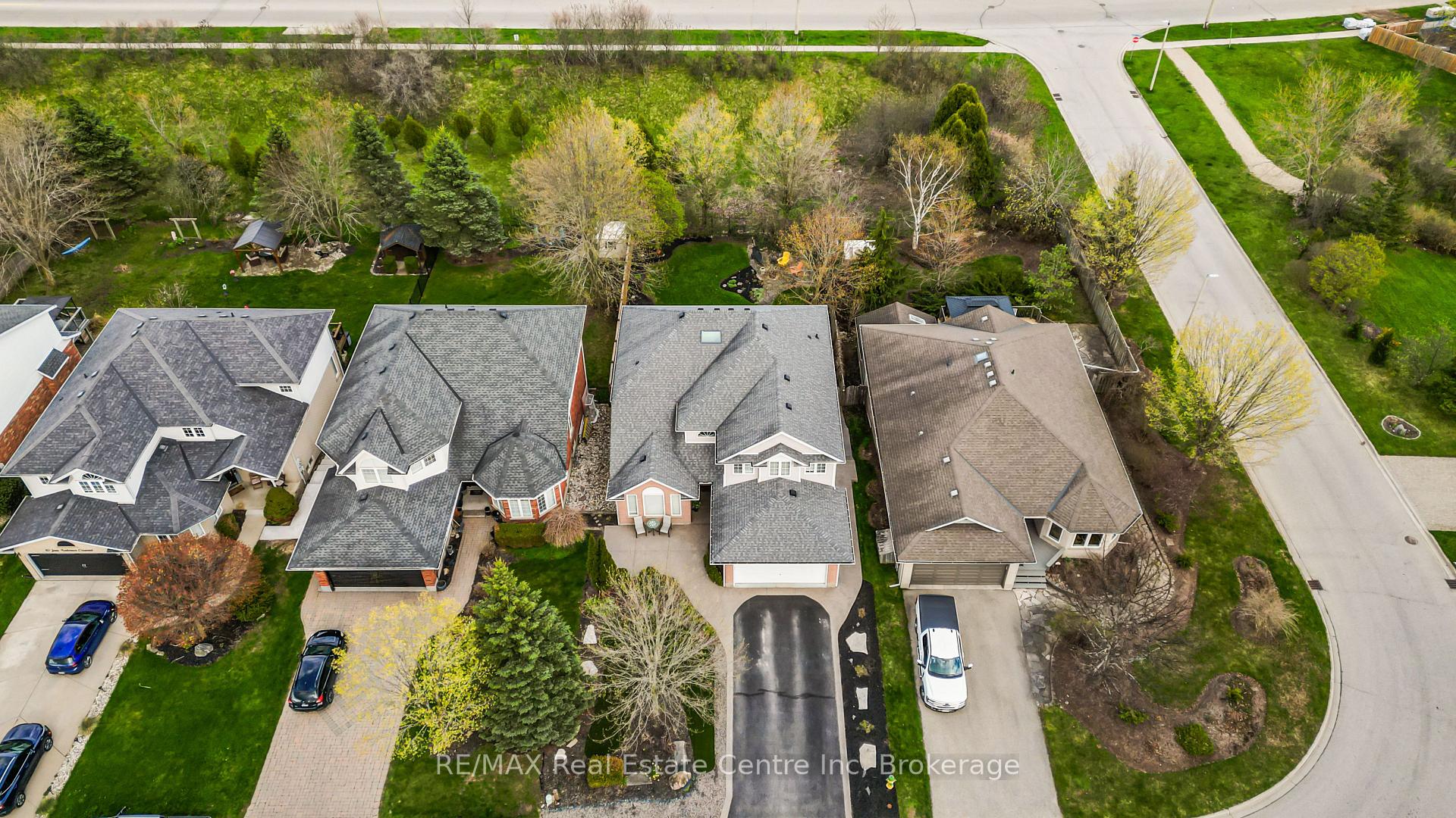 6 Jean Anderson Crescent