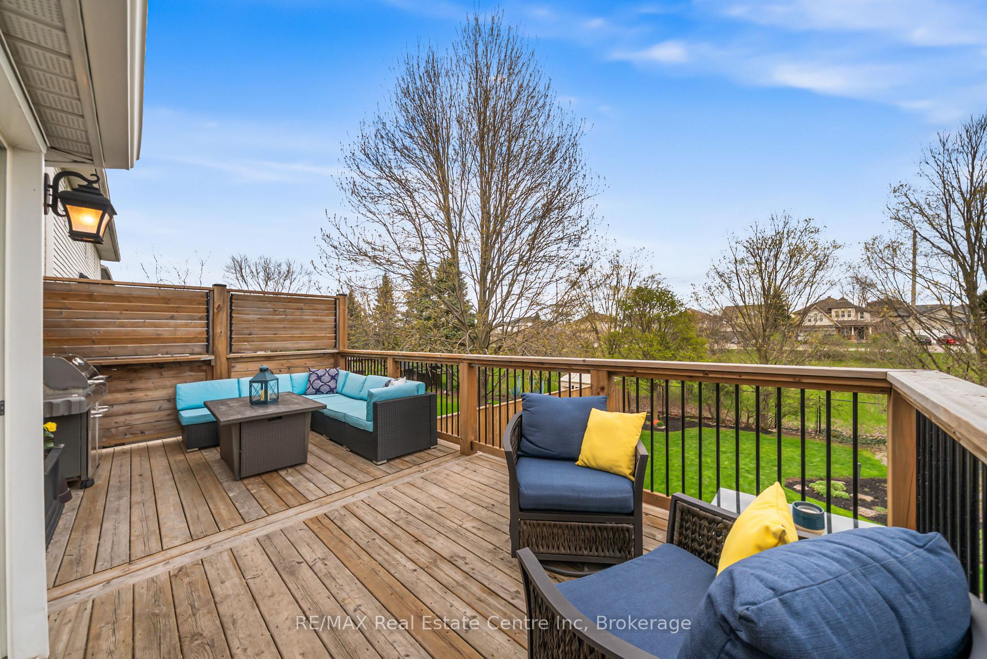 6 Jean Anderson Crescent