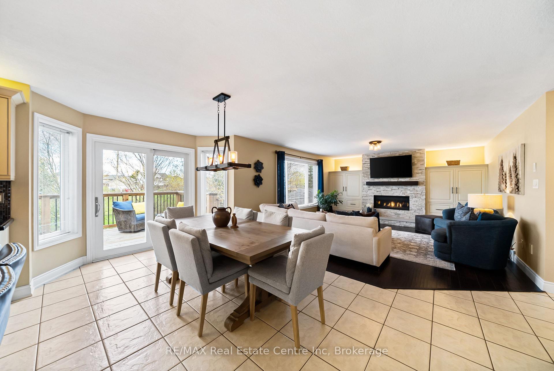 6 Jean Anderson Crescent