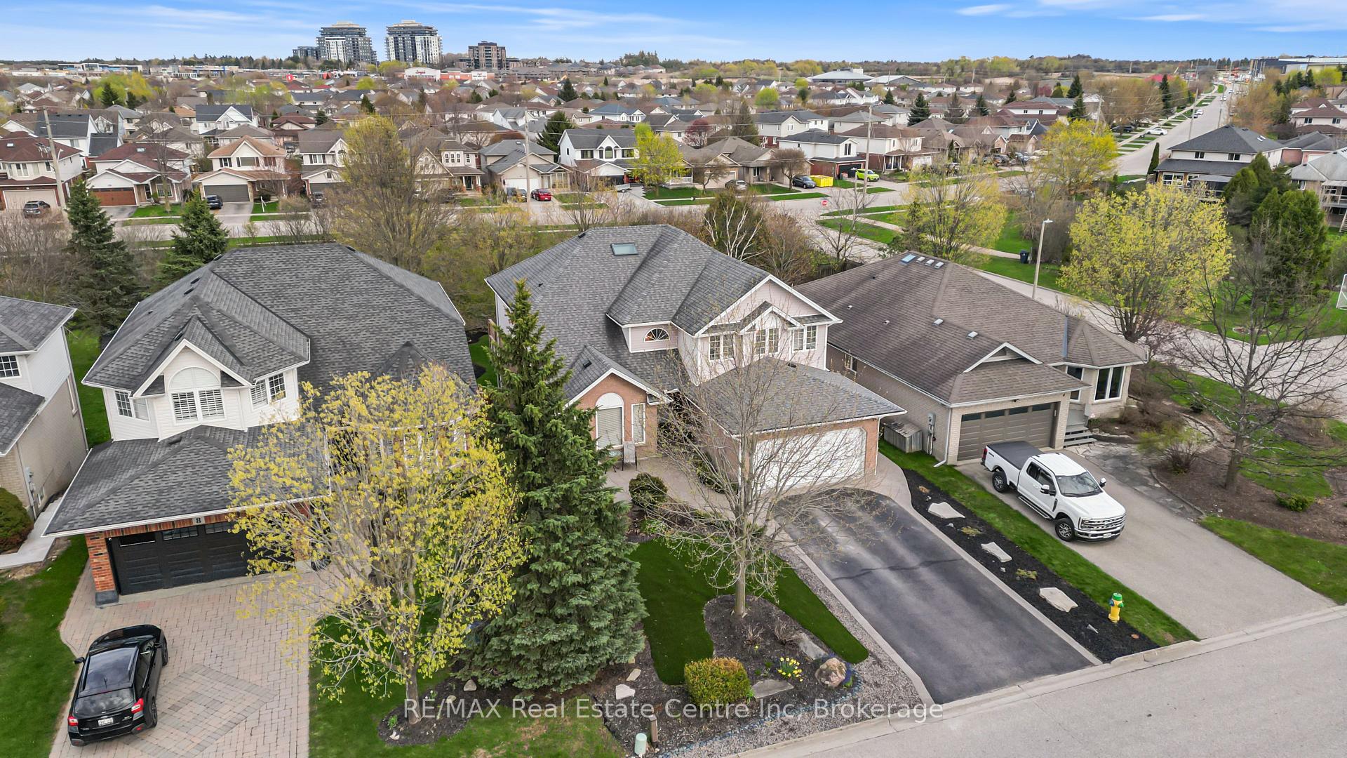 6 Jean Anderson Crescent