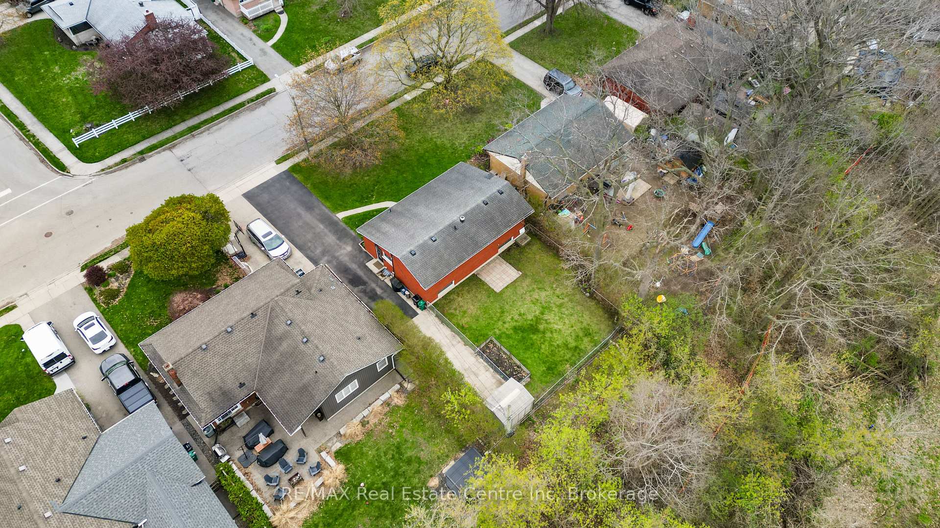 54 Highman Avenue