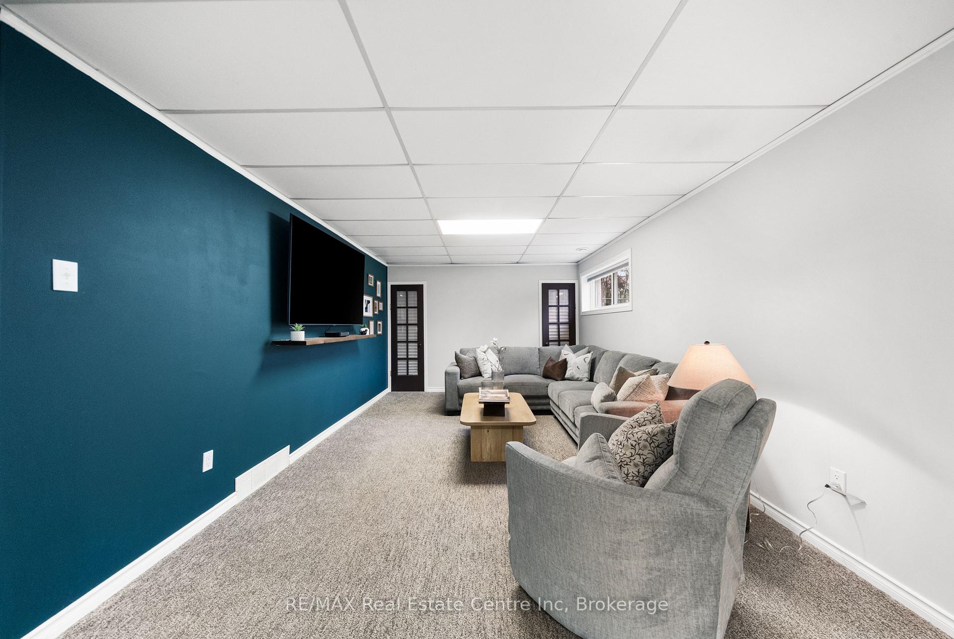 54 Highman Avenue