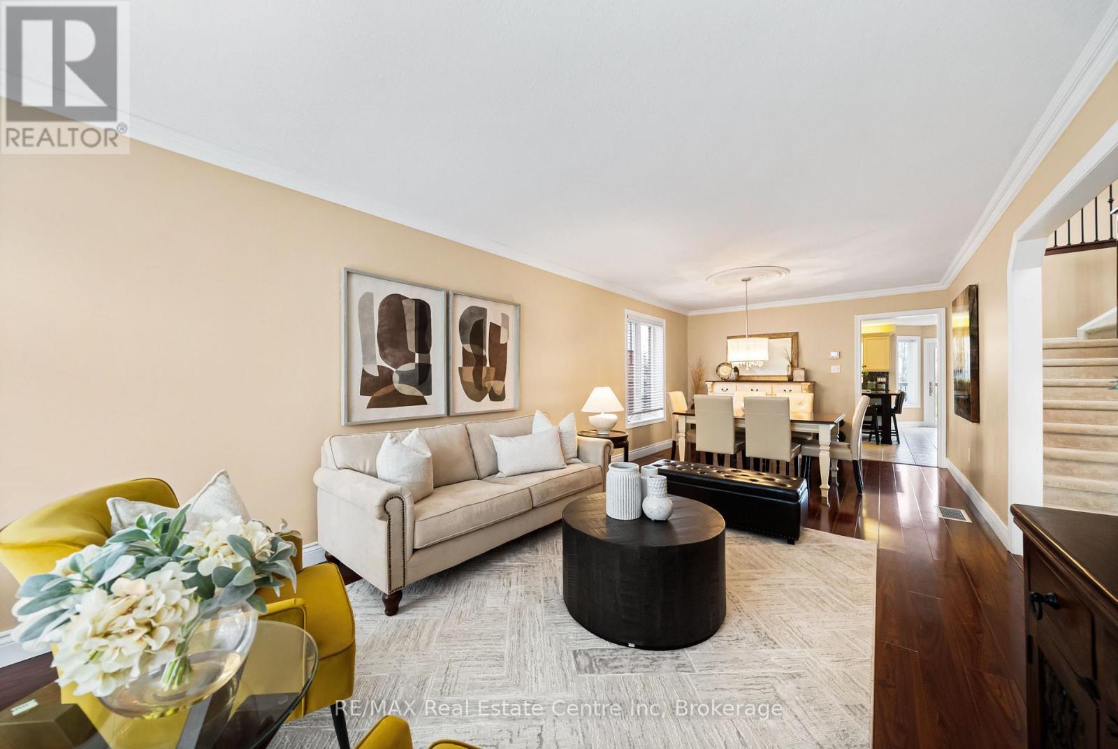 6 JEAN ANDERSON CRESCENT