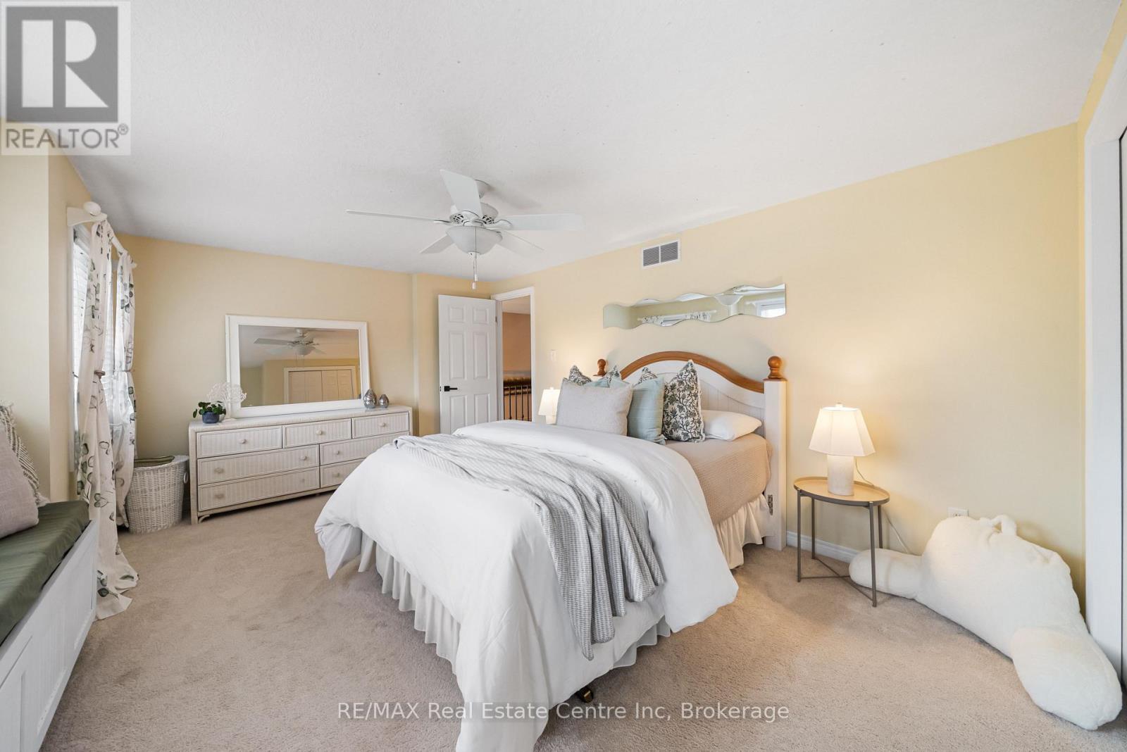 6 JEAN ANDERSON CRESCENT