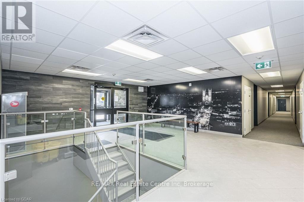 112 - 7 KAY CRESCENT