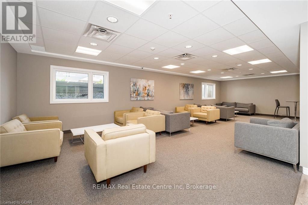112 - 7 KAY CRESCENT