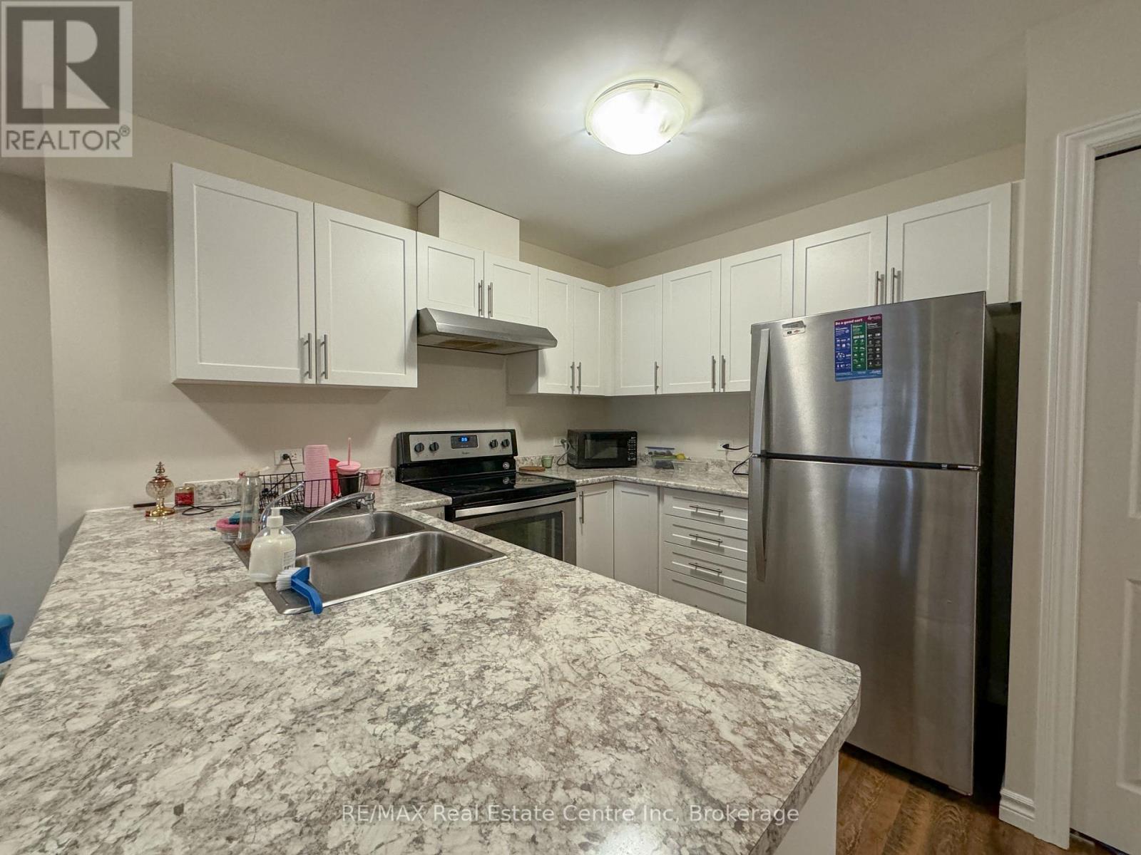 112 - 7 KAY CRESCENT