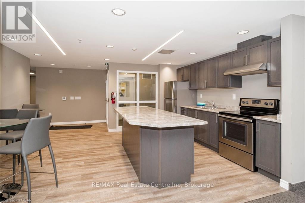112 - 7 KAY CRESCENT
