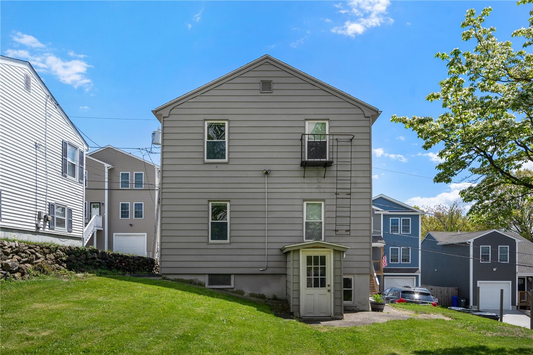 30 Christopher Street