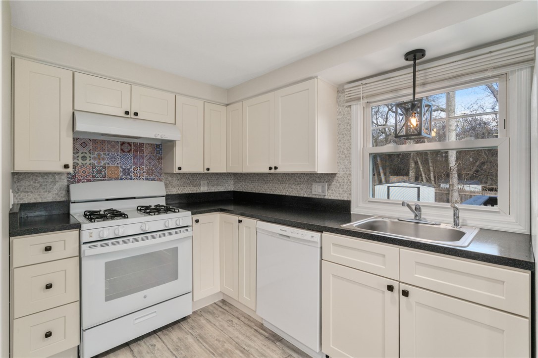 99 Cove Street 101