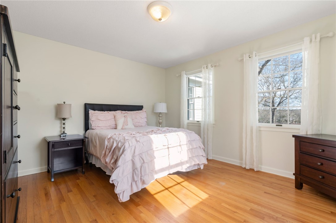 16 Midway Avenue