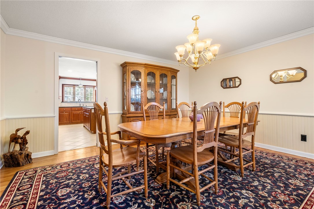 16 Midway Avenue