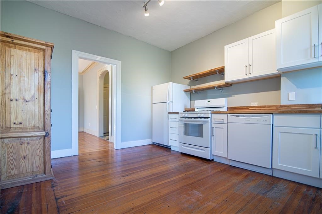 78 Forest Street 2
