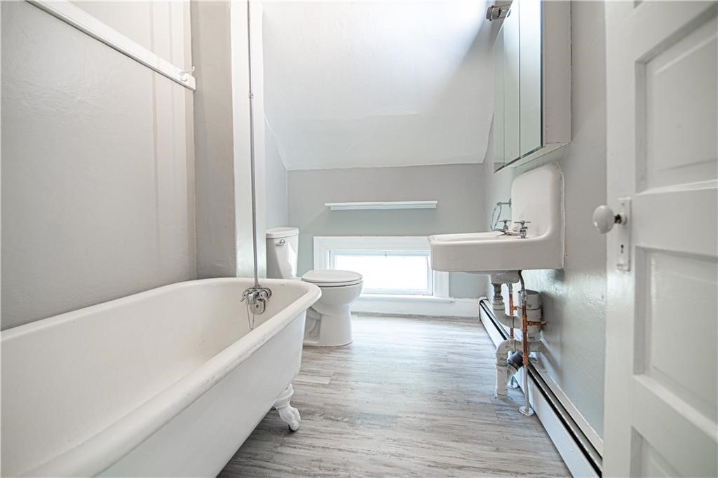 78 Forest Street 3