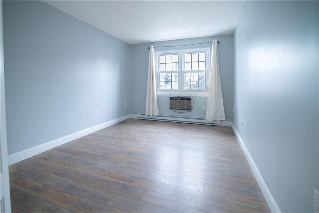 23 Bullocks Point Avenue 4A