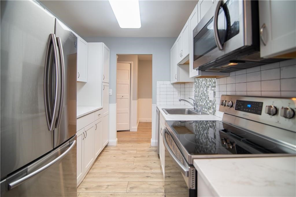 23 Bullocks Point Avenue 4A