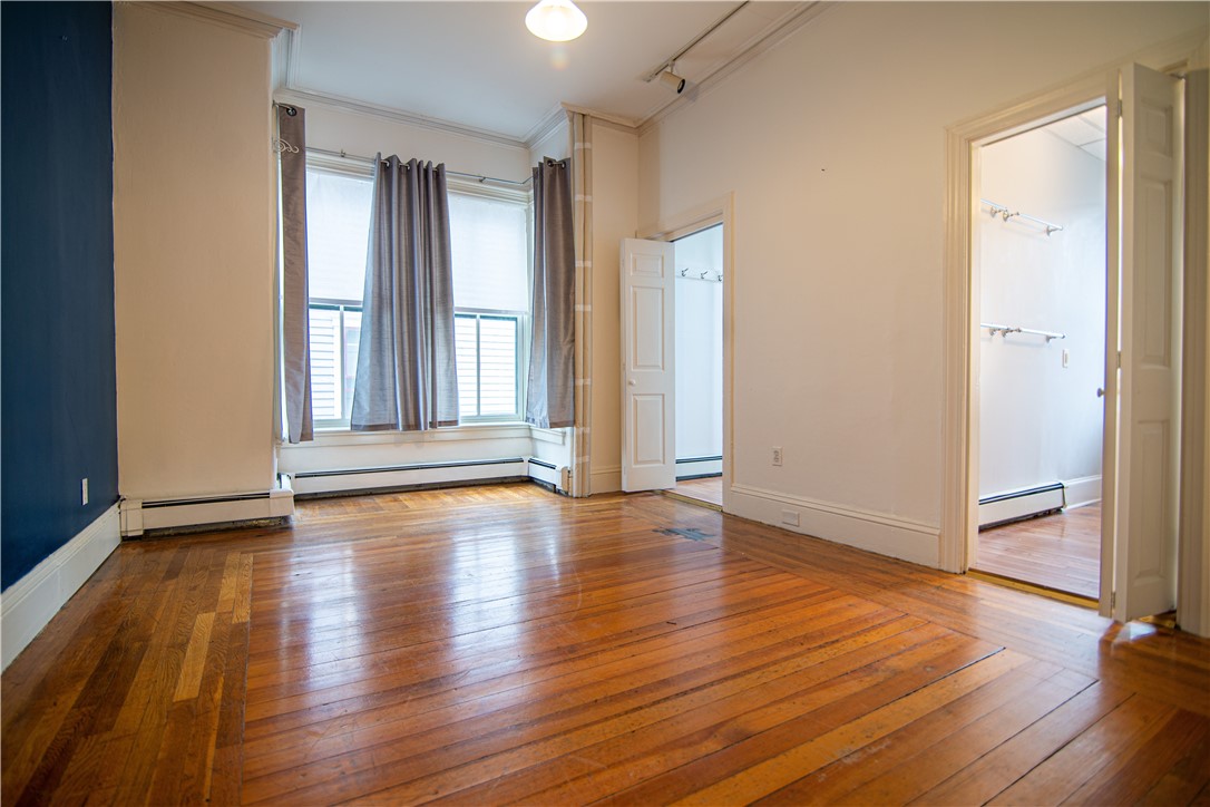 68 Dexter Street 1