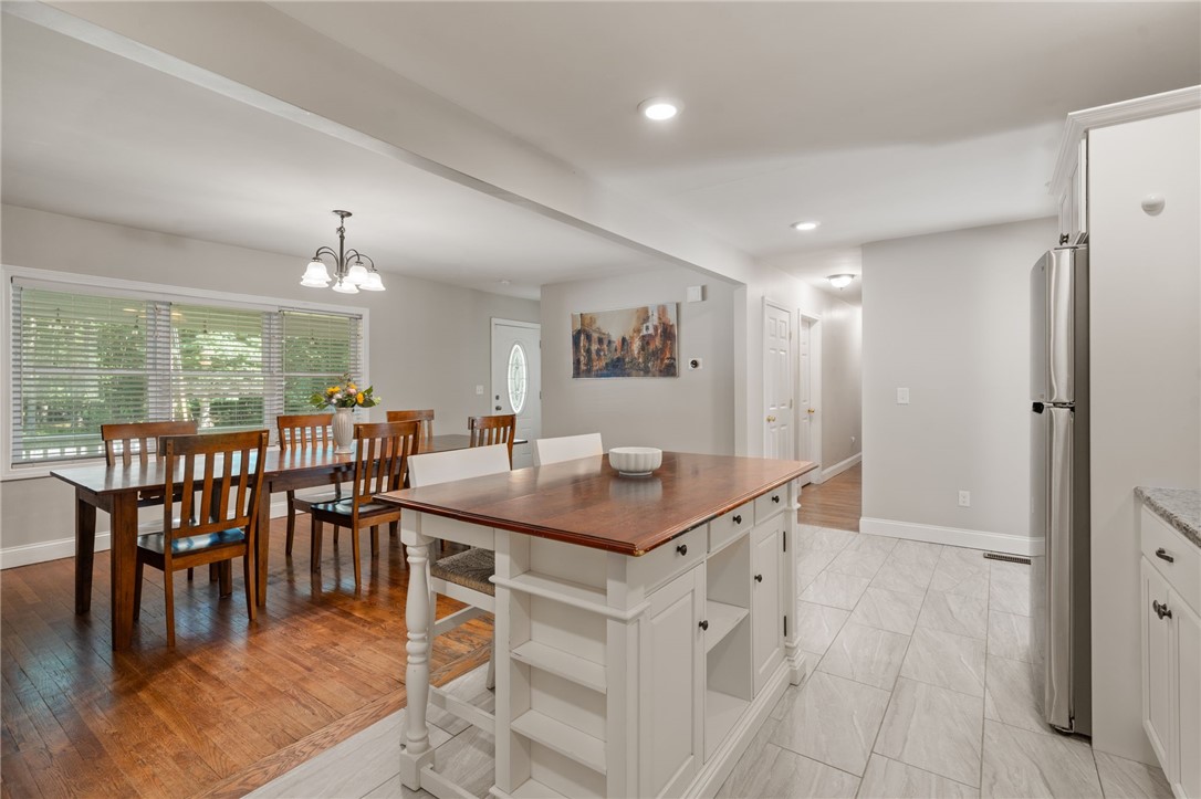 380 Woodward Avenue