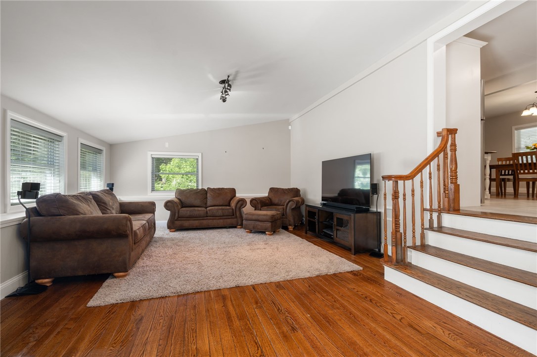 380 Woodward Avenue