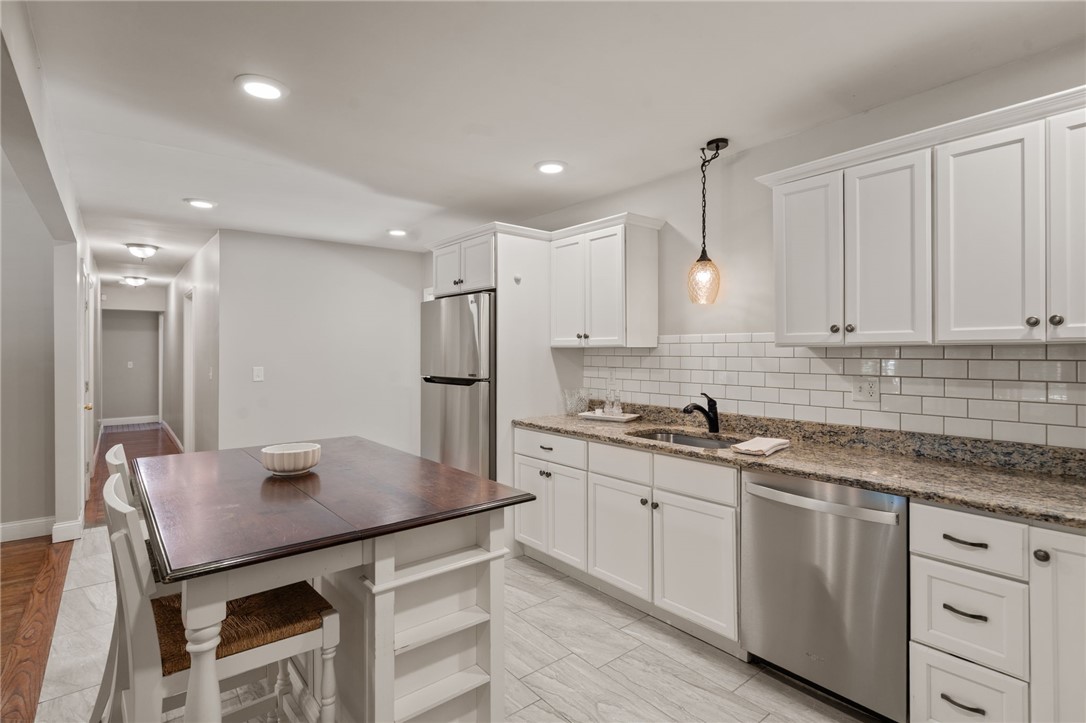 380 Woodward Avenue