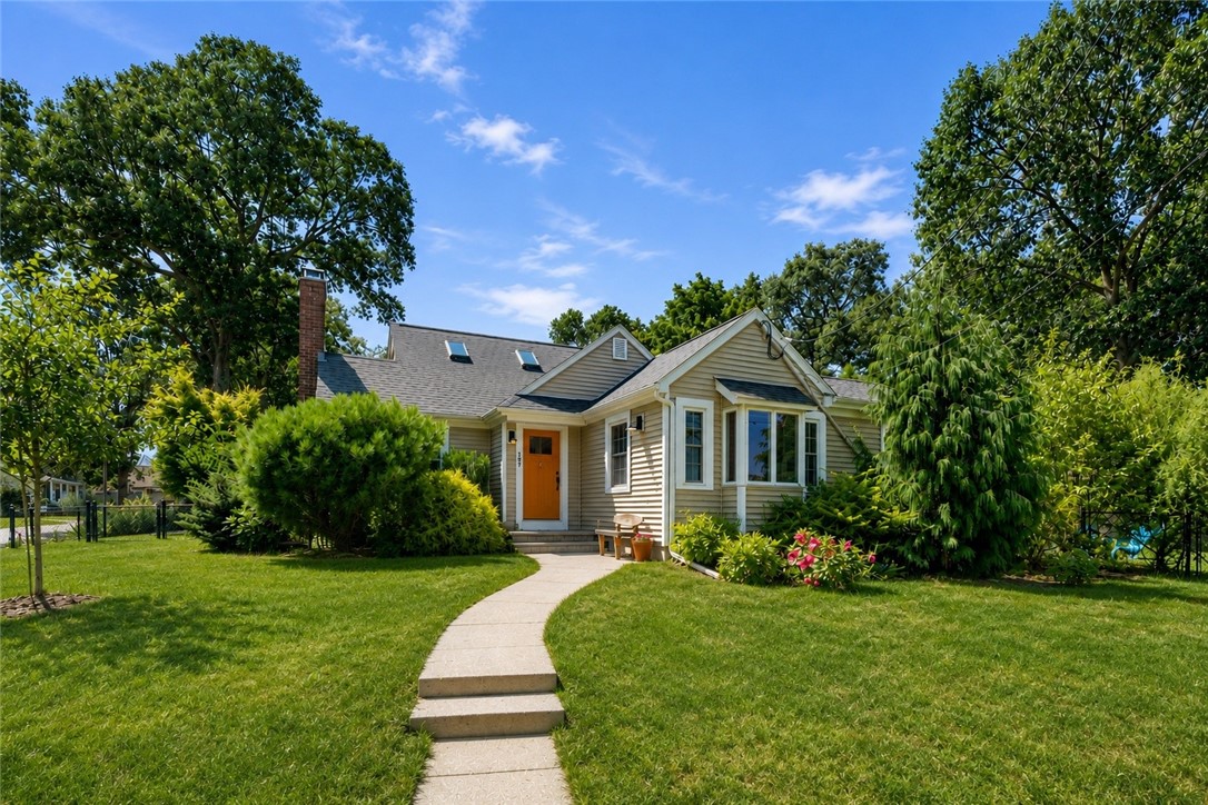 147 Riverside Drive