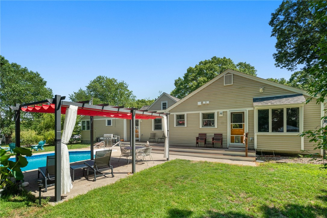 147 Riverside Drive