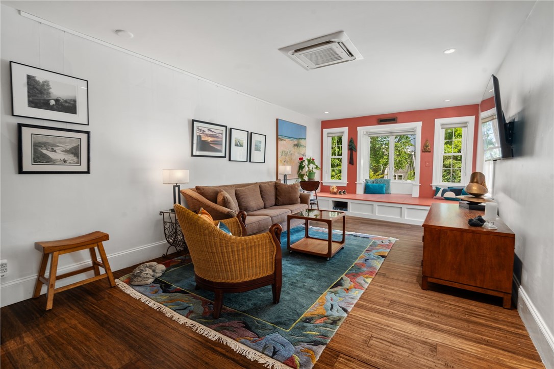 147 Riverside Drive