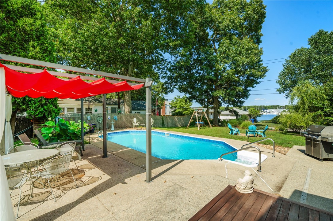 147 Riverside Drive