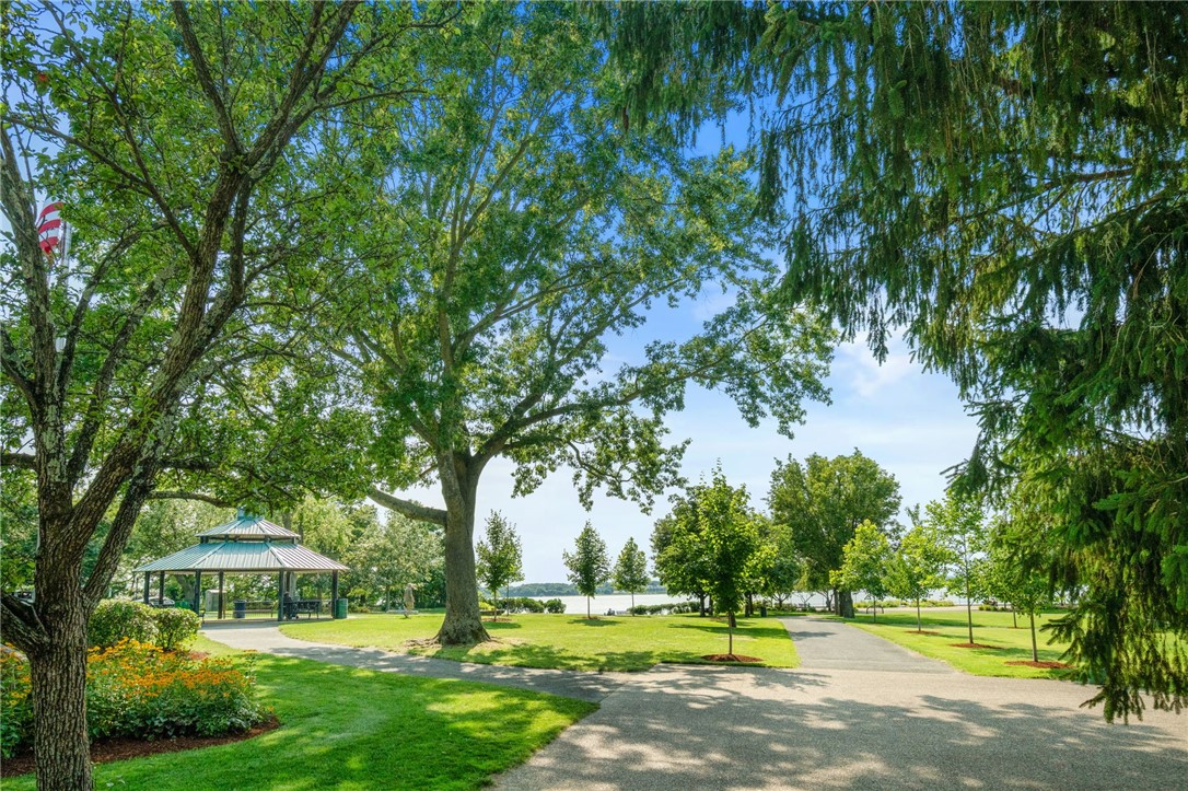 147 Riverside Drive