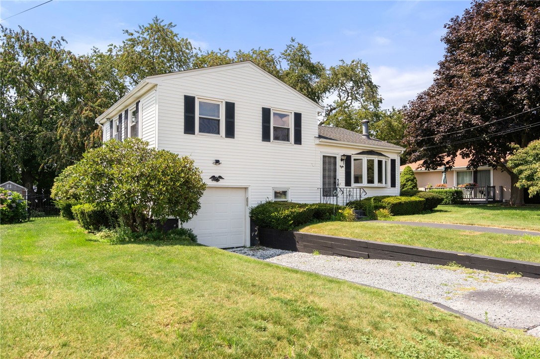 40 Ladeira Avenue