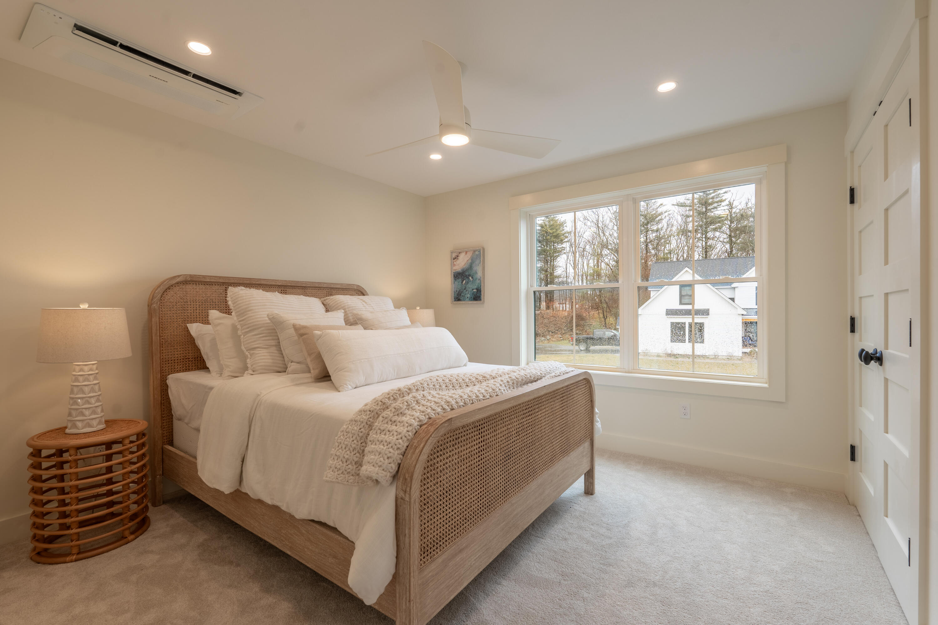 26 Captain Thomas Road
