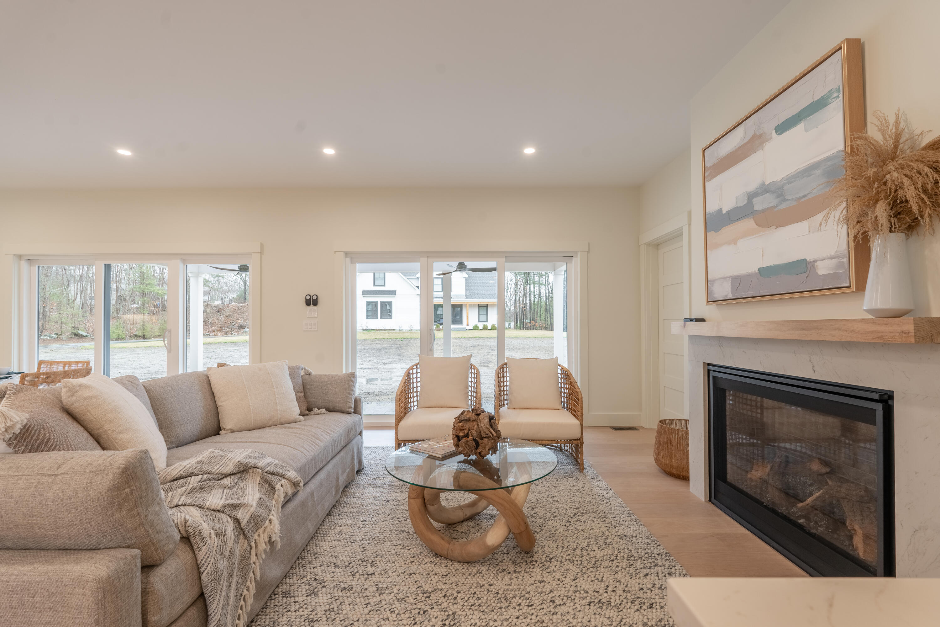 26 Captain Thomas Road