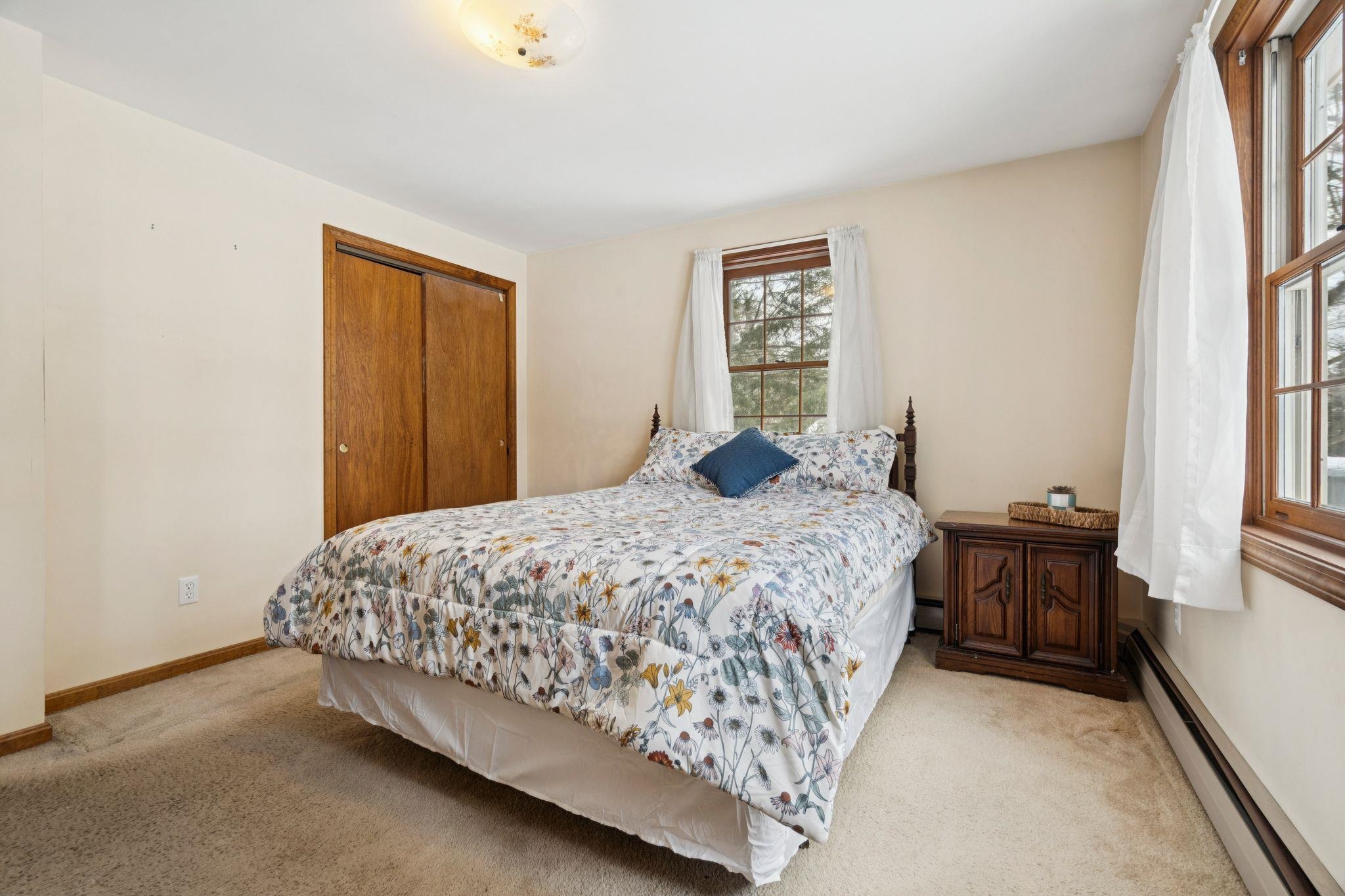 115 Lakeshore Drive